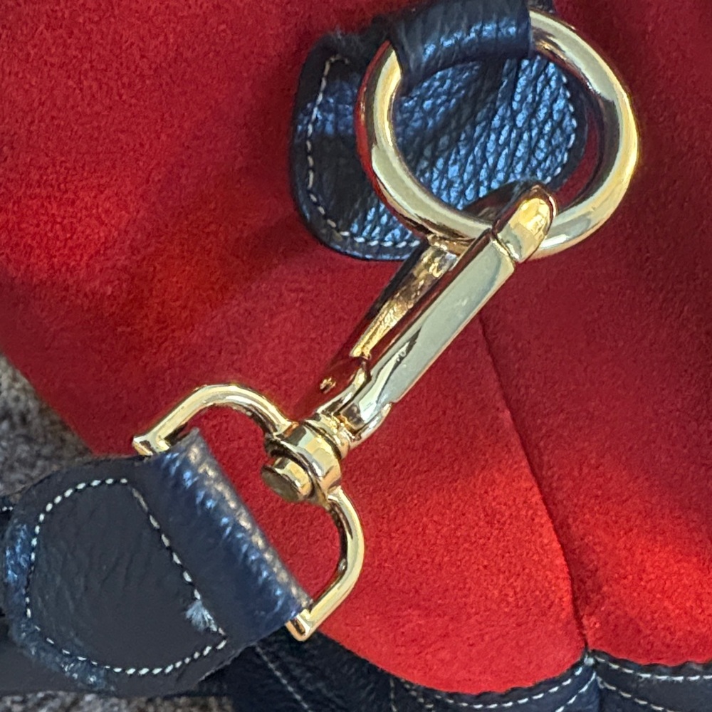Red and Black Drawstring Bucket Bag - Picture 6 of 8